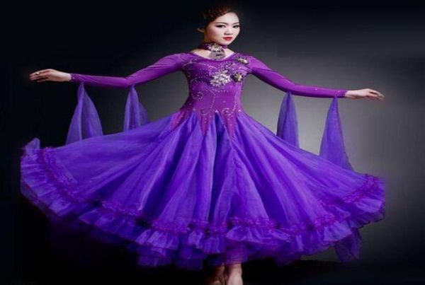 7 colours woman highend big swing standard ballroom dance costume dress for competition sequins waltztangofoxtrot costumes4507413, Black;red
7 colours woman highend big swing standard ballroom dance costume dress for competition sequins waltztangofoxtrot costumes4507413, Black;red