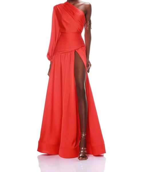 basic & casual dresses european luxury designer autumn 2023 single sleeve solid color dress, Black;gray
basic & casual dresses european luxury designer autumn 2023 single sleeve solid color dress, Black;gray