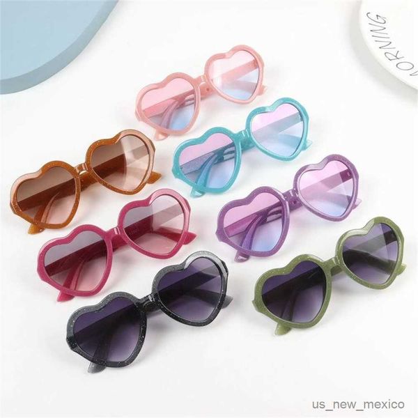 sunglasses heart-shaped children's sunglasses round gradient lens fashion heart sunglasses cartoon love baby sunglasses sunshade glasse, White;black
sunglasses heart-shaped children's sunglasses round gradient lens fashion heart sunglasses cartoon love baby sunglasses sunshade glasse, White;black