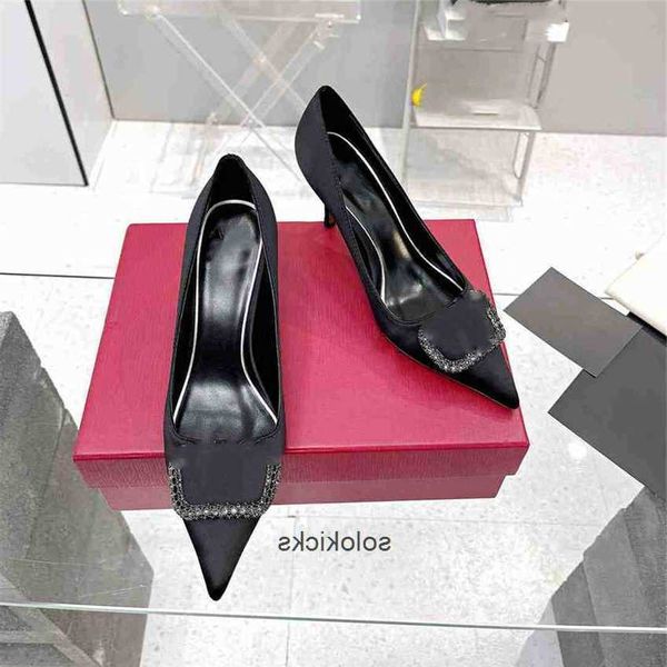 valentinolies fashion dress shoes women leather high heel metal buckle letter wedding party business casual flat shoes 03-07 qgrv, Black
valentinolies fashion dress shoes women leather high heel metal buckle letter wedding party business casual flat shoes 03-07 qgrv, Black