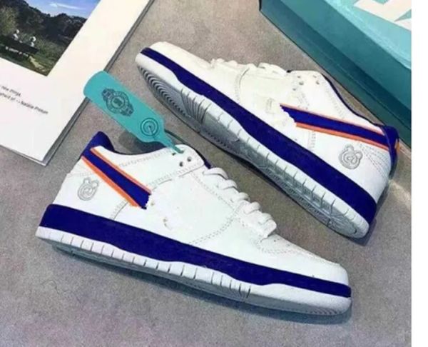 2022 black white panda casual running shoes men women designer sneakers university blue coast outdoor trainers opm
2022 black white panda casual running shoes men women designer sneakers university blue coast outdoor trainers opm