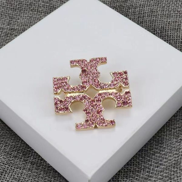 toryb luxury design diamond brooch openwork pair version pin s925 silver earrings
toryb luxury design diamond brooch openwork pair version pin s925 silver earrings