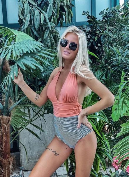 fashion women swimwear bikinis 2021 new pleated bodysuit beach summer monokini one piece swimsuits swimming bathing suits2196424, White;black
fashion women swimwear bikinis 2021 new pleated bodysuit beach summer monokini one piece swimsuits swimming bathing suits2196424, White;black