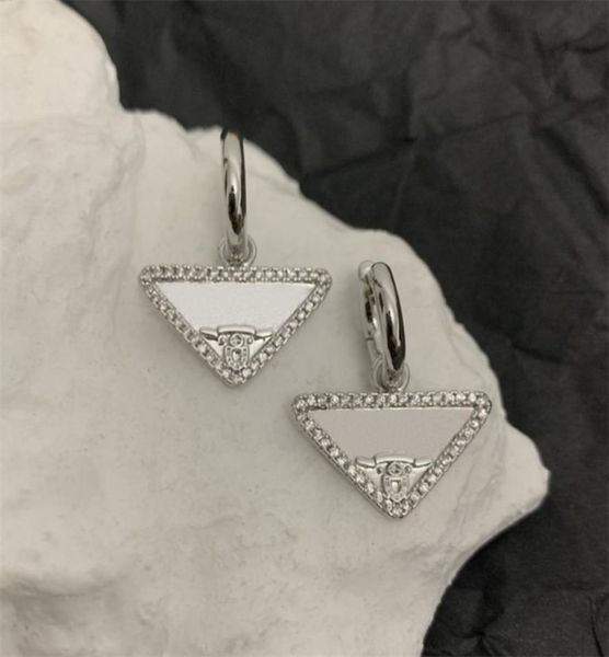 fashion earings women men jewelry designer accessories womens luxurys designers stud triangle hoop gold earring pearl party gift6674508, Golden
fashion earings women men jewelry designer accessories womens luxurys designers stud triangle hoop gold earring pearl party gift6674508, Golden