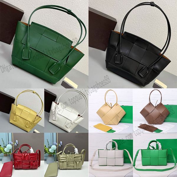 arco tote bag intreccio leather handl bag single detachable zipped pocket weave smooth fashion trend simple luxury women shoulder bags handb
arco tote bag intreccio leather handl bag single detachable zipped pocket weave smooth fashion trend simple luxury women shoulder bags handb