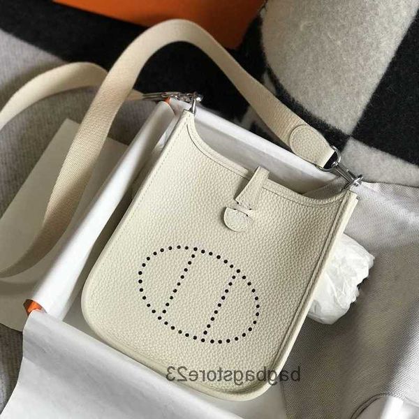 original evelyn classic h bag purse tote bags small street casual versatile cowhide hollow out letter litchi pattern one shoulder crossbody
original evelyn classic h bag purse tote bags small street casual versatile cowhide hollow out letter litchi pattern one shoulder crossbody