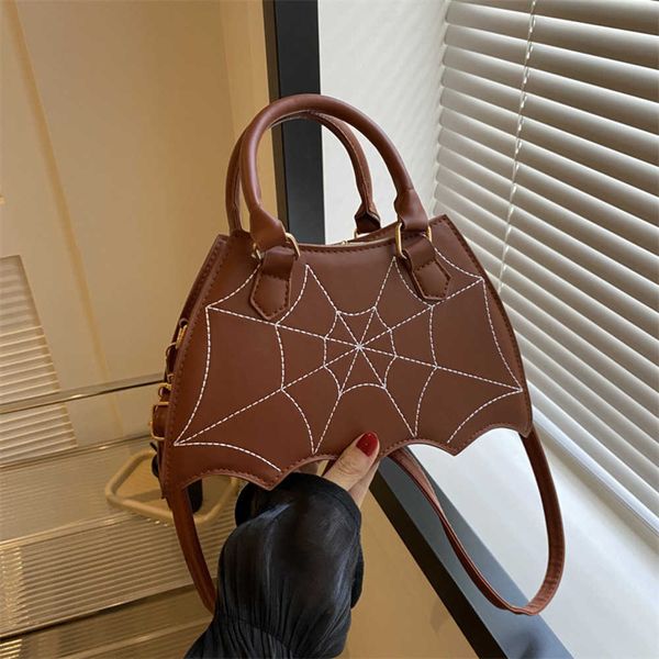 new fashion creative fun halloween personalized bat style fashion pu handbag crossbody bag 230821
new fashion creative fun halloween personalized bat style fashion pu handbag crossbody bag 230821