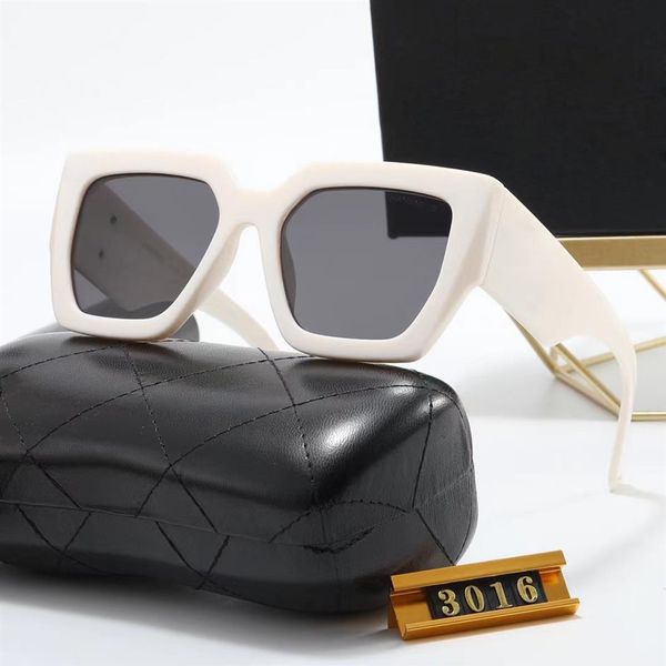 classic black white sunglasses women designer fashion versatile wide legs gold decoration driving outdoor uv400 beach sunshade mir354u, White;black
classic black white sunglasses women designer fashion versatile wide legs gold decoration driving outdoor uv400 beach sunshade mir354u, White;black