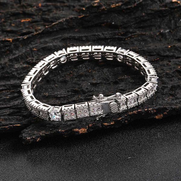 designer's 6mm square and round mixed set zircon tennis bracelet trendy brand hip-hop men's bracelet jewelry personalized fashion, Golden;silver
designer's 6mm square and round mixed set zircon tennis bracelet trendy brand hip-hop men's bracelet jewelry personalized fashion, Golden;silver