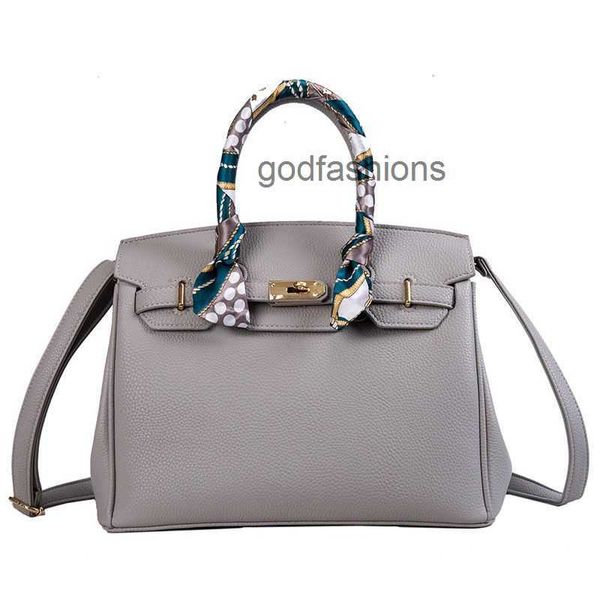 designer birkin bags shoulder bag new totes fashion purse women shoulder bags cowskin genuine leather handbag scarf charm with shoulders str
designer birkin bags shoulder bag new totes fashion purse women shoulder bags cowskin genuine leather handbag scarf charm with shoulders str