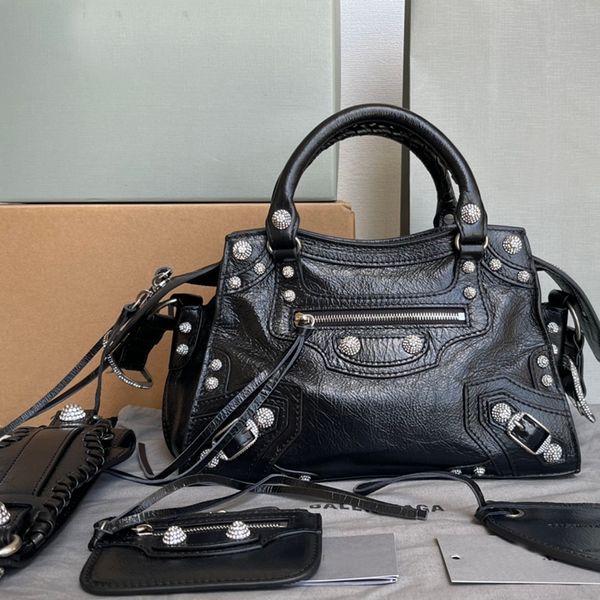 10a neo cagole motorcycle bag shoulder bags 26cm luxury designers genuine leather crossbody clutch wallet purse cool classic city handbags m
10a neo cagole motorcycle bag shoulder bags 26cm luxury designers genuine leather crossbody clutch wallet purse cool classic city handbags m