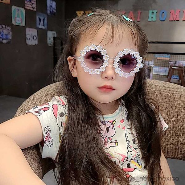 sunglasses daisy flower new kids sunglasses children girls boys baby sport shades glasses outdoor sun protection eyewear r230823, White;black
sunglasses daisy flower new kids sunglasses children girls boys baby sport shades glasses outdoor sun protection eyewear r230823, White;black
