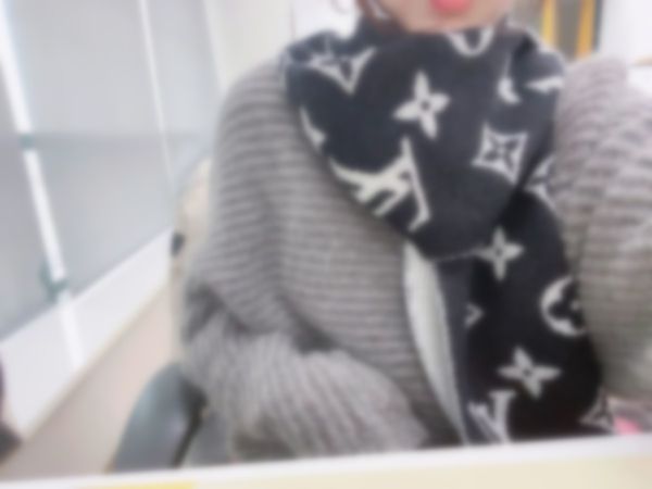 fashion brand silk scarf high-end new girls gifts hairband designer scarfcouple scarf exquisite accessories versatile selection of four seas, Blue;gray
fashion brand silk scarf high-end new girls gifts hairband designer scarfcouple scarf exquisite accessories versatile selection of four seas, Blue;gray