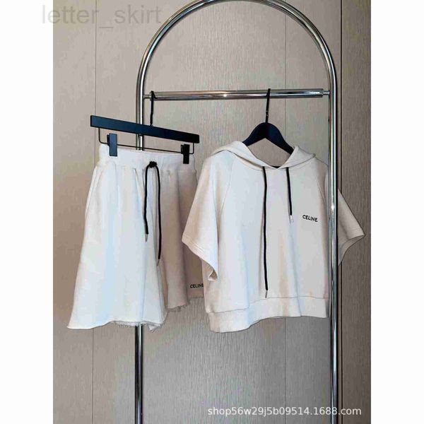 womens two piece pants designer early spring new sports leisure fashion short hooded with wide leg shorts for daily wear, White
womens two piece pants designer early spring new sports leisure fashion short hooded with wide leg shorts for daily wear, White