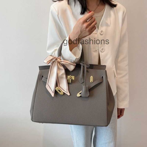 designer birkin bags fashion purse women totes shoulder bags cowskin genuine leather handbag scarf charm with shoulders straps and packing
designer birkin bags fashion purse women totes shoulder bags cowskin genuine leather handbag scarf charm with shoulders straps and packing