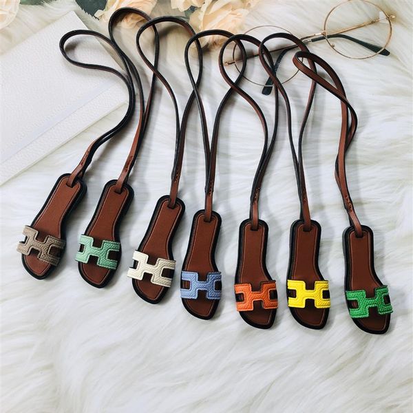h letter small slippers pendant bag keychain pu leather fashion small sandals vegetable basket bags hanging ornament231m, Black
h letter small slippers pendant bag keychain pu leather fashion small sandals vegetable basket bags hanging ornament231m, Black