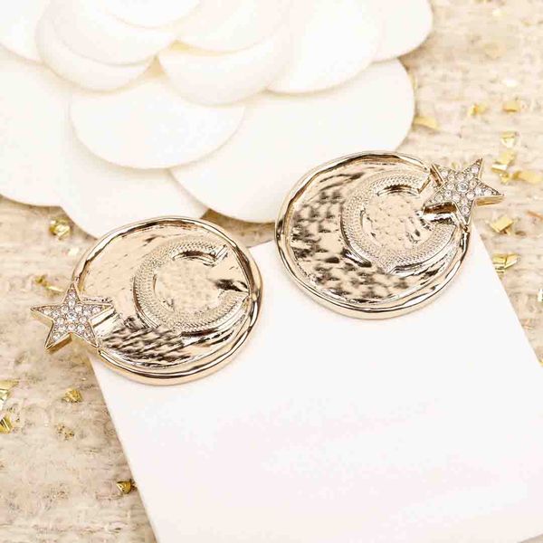 2023 luxury quality charm round shape stud earring in 18k gold plated star shape have box stamp ps7497b, Golden
2023 luxury quality charm round shape stud earring in 18k gold plated star shape have box stamp ps7497b, Golden