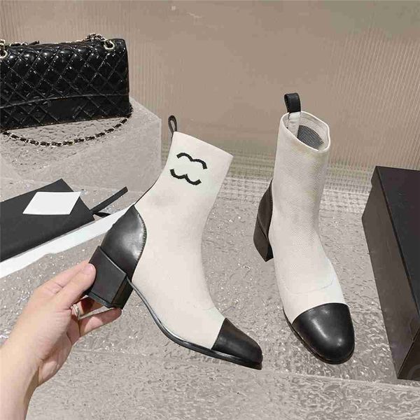 fashion women's boots 2023 channel luxury design vintage decorative letter logo autumn and winter casual martin boots snowy anti slip s, Black
fashion women's boots 2023 channel luxury design vintage decorative letter logo autumn and winter casual martin boots snowy anti slip s, Black