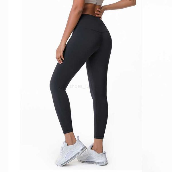 ll-n1903 yoga new double-sided sanded comfortable and breathable yoga pants female skin-friendly high waist buttocks nine-point pants
ll-n1903 yoga new double-sided sanded comfortable and breathable yoga pants female skin-friendly high waist buttocks nine-point pants