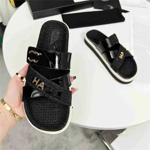 2023 summer new slippers luxury designer women's sandals flat shoes fashion versatile cross strap beach shoes simple and comfortable si, Black
2023 summer new slippers luxury designer women's sandals flat shoes fashion versatile cross strap beach shoes simple and comfortable si, Black