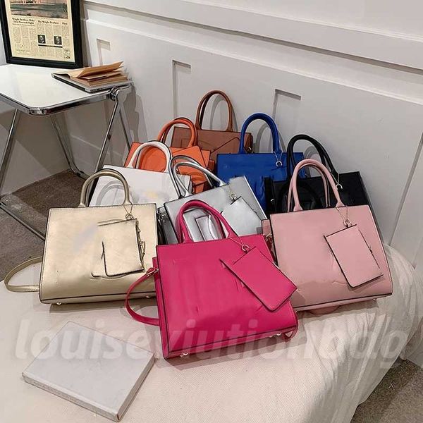 2023 handbags women shoulder bags letter print leather tote bag women purse large handbags many styles
2023 handbags women shoulder bags letter print leather tote bag women purse large handbags many styles