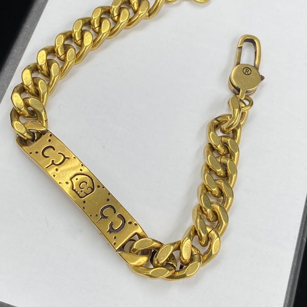 luxurys link designer bracelet women lucky link charm cuban chain bracelets love trendy fashion shiny fine jewelry elegant temperament versa, Black
luxurys link designer bracelet women lucky link charm cuban chain bracelets love trendy fashion shiny fine jewelry elegant temperament versa, Black