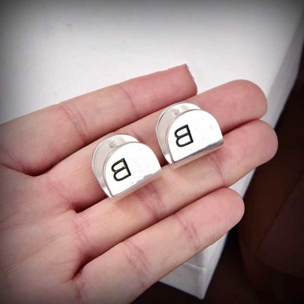 fashion designer double b double letter new and old style earrings for women's fashion niche high-end sense trend, Black
fashion designer double b double letter new and old style earrings for women's fashion niche high-end sense trend, Black