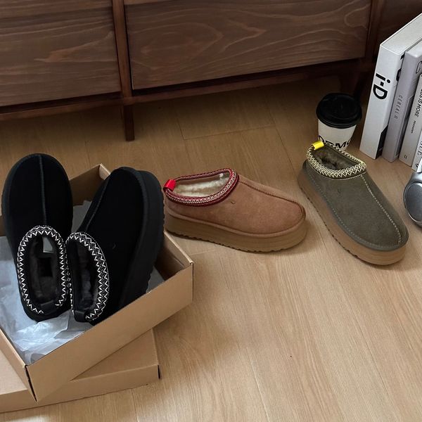 thick bottom winter snow boots super ultra mini boots fur ladies tazz boots real sheepskin wool low-cut warm fur shoes designers women girl, Black
thick bottom winter snow boots super ultra mini boots fur ladies tazz boots real sheepskin wool low-cut warm fur shoes designers women girl, Black