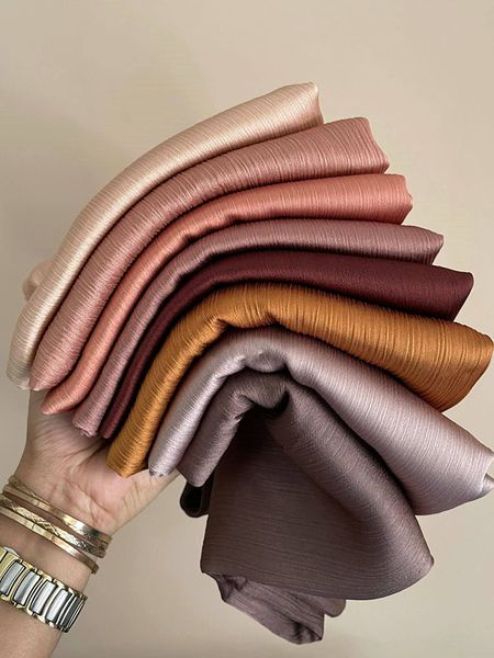 hijabs pleated satin chiffon hijab silk scarf for women scarves luxury bandana headband headscarf shawl chic muslim woman turban 230823, Blue;gray
hijabs pleated satin chiffon hijab silk scarf for women scarves luxury bandana headband headscarf shawl chic muslim woman turban 230823, Blue;gray