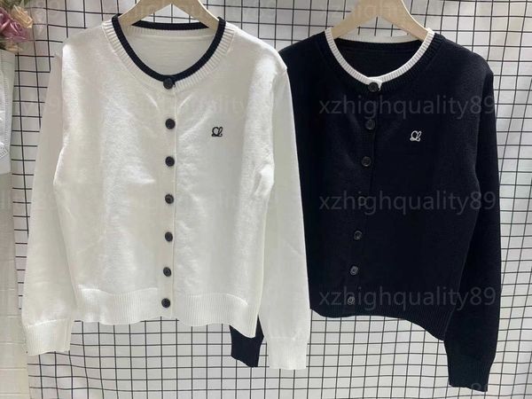 sweaters womens designer cardigan jacket knitwear knitting coat letters v-neck buttons long-sleeved knit sweater casual fashion women design, White;black
sweaters womens designer cardigan jacket knitwear knitting coat letters v-neck buttons long-sleeved knit sweater casual fashion women design, White;black