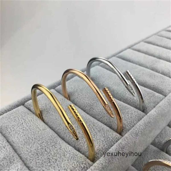 love nail bracelet designer bangles for women men stainless steel plated gold silver rose jewelry diamond bracelets, Black
love nail bracelet designer bangles for women men stainless steel plated gold silver rose jewelry diamond bracelets, Black
