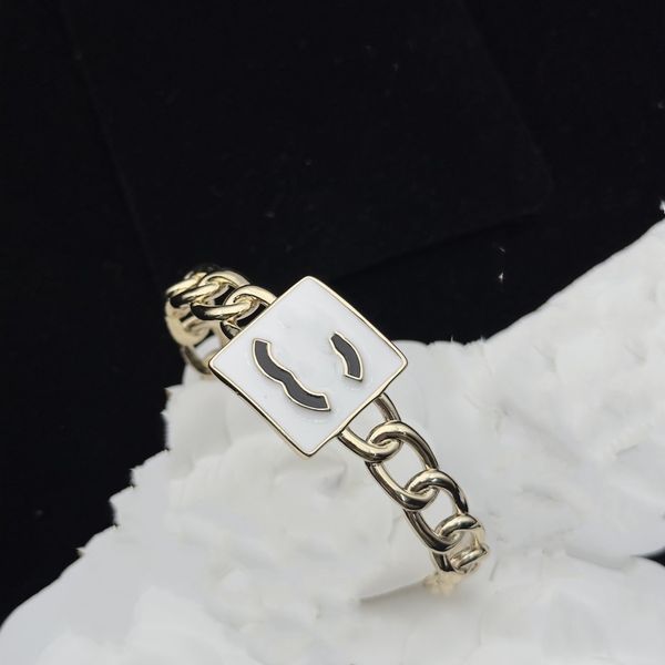 niche design high-end sense charm bracelets crystal channel fashion luxury simple versatile copper bracelet ccity gifts for women kx15a, Golden;silver
niche design high-end sense charm bracelets crystal channel fashion luxury simple versatile copper bracelet ccity gifts for women kx15a, Golden;silver