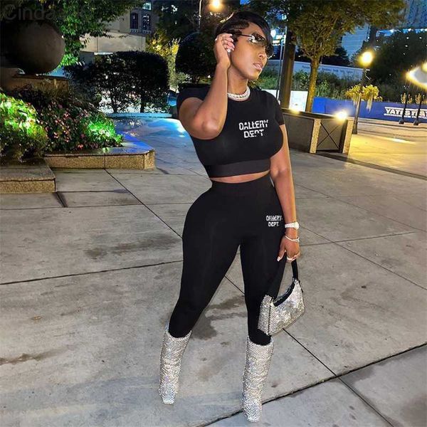women tracksuit sports two piece set designer summer letter printed short sleeve t shirt fashion splice tight hip lifting pants 2 piece suit, White
women tracksuit sports two piece set designer summer letter printed short sleeve t shirt fashion splice tight hip lifting pants 2 piece suit, White
