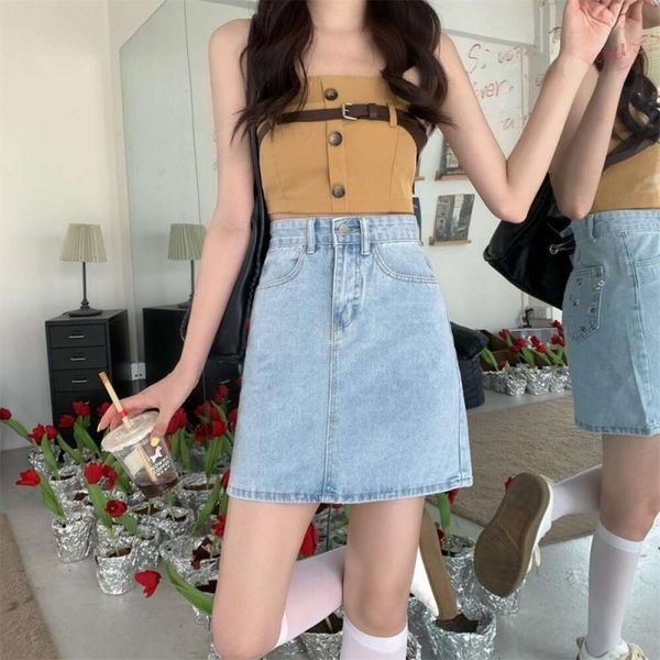summer denim skirt floral emembroidery half length for women high waist design sense small a line skskirt, Black
summer denim skirt floral emembroidery half length for women high waist design sense small a line skskirt, Black