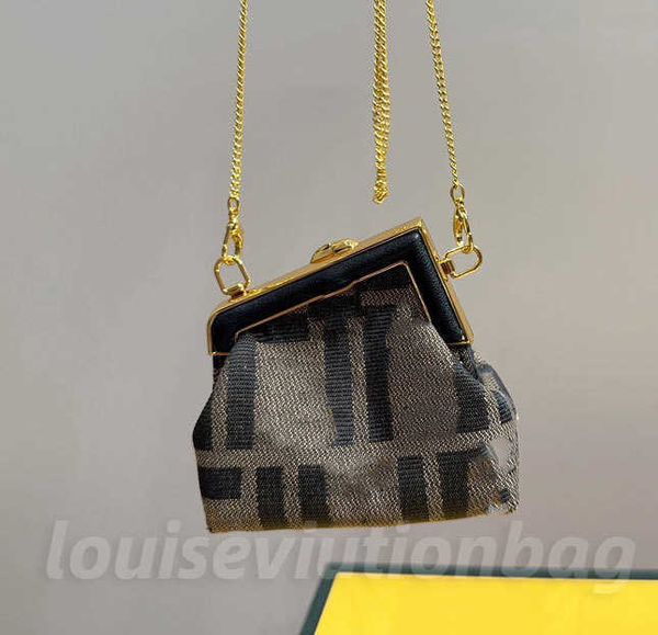 luxury the bag fashion designer genuine leather capacity womens tote shoulder bag wallet women bag wallets holder purses handbag nano 10cm, Red;black
luxury the bag fashion designer genuine leather capacity womens tote shoulder bag wallet women bag wallets holder purses handbag nano 10cm, Red;black
