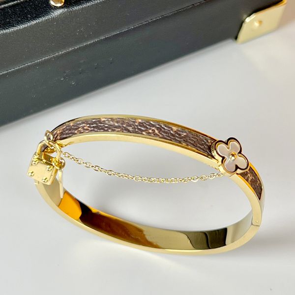 luxury designer bracelet new women willow nail bracelet stai nless steel silver buckle bracelet jewelry, Black
luxury designer bracelet new women willow nail bracelet stai nless steel silver buckle bracelet jewelry, Black
