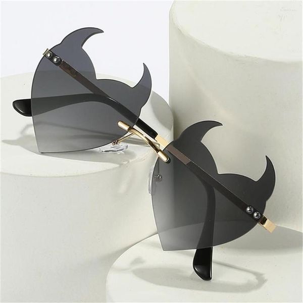 sunglasses men cosplay glasses party uv protection sun rimless rock horn devil ear heart shape277u, White;black
sunglasses men cosplay glasses party uv protection sun rimless rock horn devil ear heart shape277u, White;black