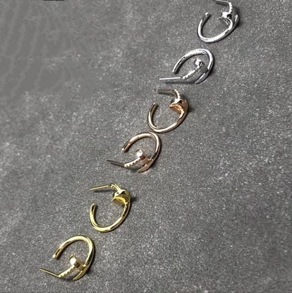exquisite earrings charm design studded earring luxury designer jewelry premium gifts for girls selected gift, Golden;silver
exquisite earrings charm design studded earring luxury designer jewelry premium gifts for girls selected gift, Golden;silver