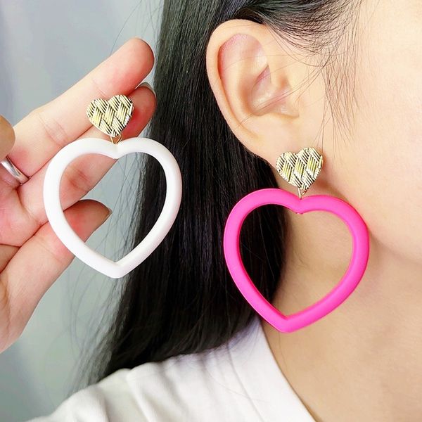 love hollow spray painted earrings, acrylic sweet korean style versatile fashion earrings, Silver
love hollow spray painted earrings, acrylic sweet korean style versatile fashion earrings, Silver