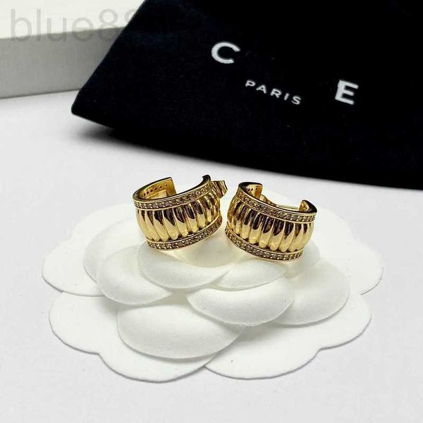 charm designer new c-shaped striped earrings, feminine and trendy 925 silver needle earrings 5qwx, Golden
charm designer new c-shaped striped earrings, feminine and trendy 925 silver needle earrings 5qwx, Golden
