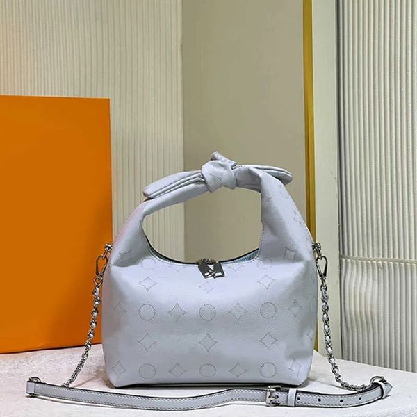 hollow out women handbag knot hand bags crossbody shoulder bags purse genuine leather double zipper classic lettered printing remove the bra
hollow out women handbag knot hand bags crossbody shoulder bags purse genuine leather double zipper classic lettered printing remove the bra