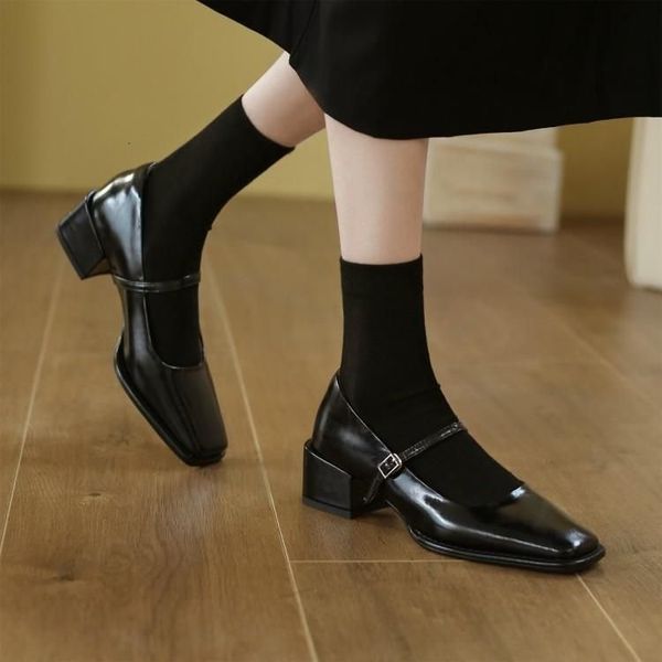 dress shoes 2023 spring high heels french style mary jane women gentle retro thick square headed single zapatos mujer 230823, Black
dress shoes 2023 spring high heels french style mary jane women gentle retro thick square headed single zapatos mujer 230823, Black