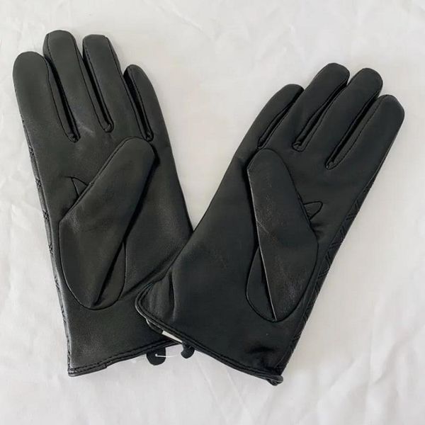 women leather gloves classic designer plaid glove winter warm ladies soft glove genuine sheepskin leathers mittens female driving riding ski, Blue;gray
women leather gloves classic designer plaid glove winter warm ladies soft glove genuine sheepskin leathers mittens female driving riding ski, Blue;gray