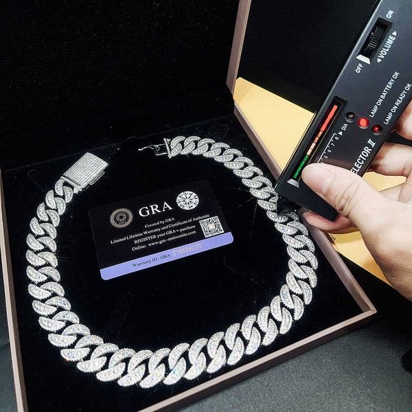 moissanite diamond bling moissanite cuban link chain hip hop gold plated cuban chain link wide, Silver
moissanite diamond bling moissanite cuban link chain hip hop gold plated cuban chain link wide, Silver