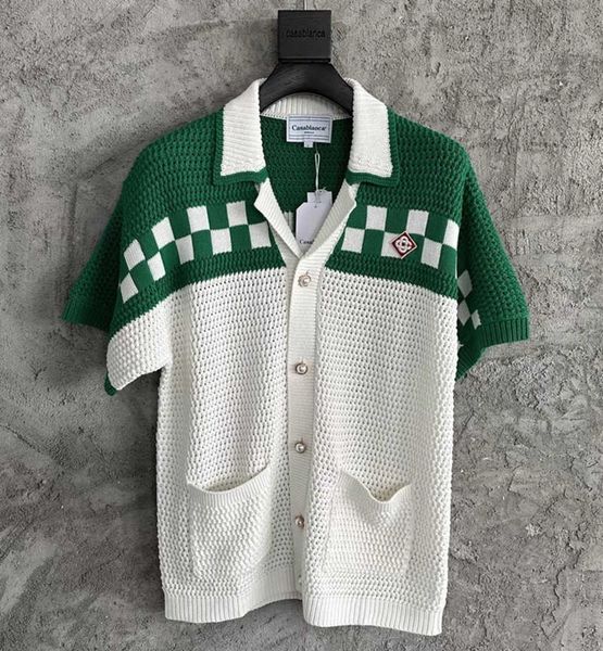 casablanca 23ss desginer shirt fashion knit sweater classic tee shoulder plaid contrast hollow out knitted buttons short sleeved sweater shi, White;black
casablanca 23ss desginer shirt fashion knit sweater classic tee shoulder plaid contrast hollow out knitted buttons short sleeved sweater shi, White;black