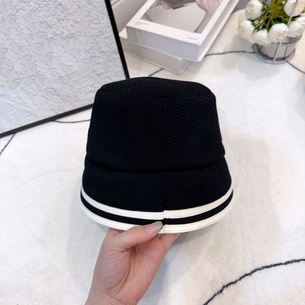 2023 designers hat mens womens bucket hat fitted cap sun prevent bonnet beanie baseball cap snapbacks outdoor fishing knitted caps a01, Blue;gray
2023 designers hat mens womens bucket hat fitted cap sun prevent bonnet beanie baseball cap snapbacks outdoor fishing knitted caps a01, Blue;gray