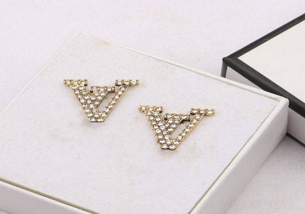 vintage 18k gold plated 925 silver luxury brand designers letters stud geometric famous women colorful crystal rhinestone pearl ea4771088, Golden;silver
vintage 18k gold plated 925 silver luxury brand designers letters stud geometric famous women colorful crystal rhinestone pearl ea4771088, Golden;silver