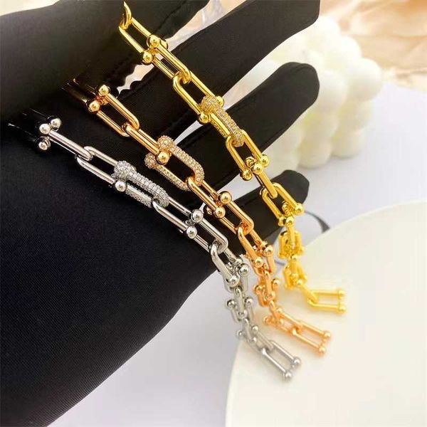 designer bracelet women lucky link charm bracelets love trendy fashion shiny and eye-catching fine jewelry elegant temperament versatile lev, Golden;silver
designer bracelet women lucky link charm bracelets love trendy fashion shiny and eye-catching fine jewelry elegant temperament versatile lev, Golden;silver