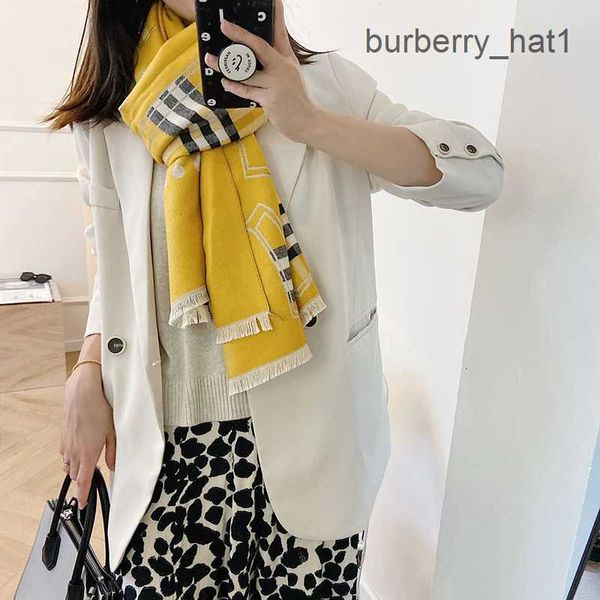 fashion paris design cashmere scarf men's and women's same brand letter scarf large shawl warm thickened wool, Blue;gray
fashion paris design cashmere scarf men's and women's same brand letter scarf large shawl warm thickened wool, Blue;gray