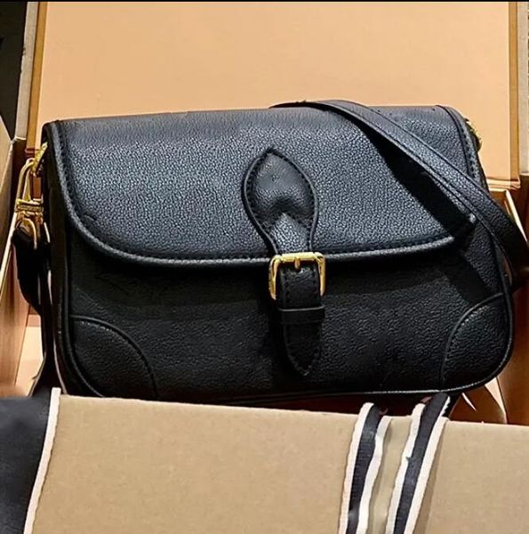 designer bags shoulder bag totes real leather luxury old flower diane baguette handbag large-capacity canvas strap embossed letters colorful
designer bags shoulder bag totes real leather luxury old flower diane baguette handbag large-capacity canvas strap embossed letters colorful